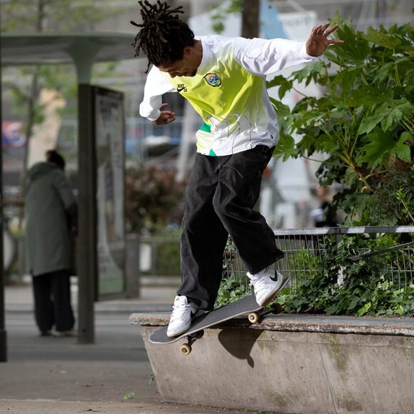 Nike SB Agnostic Olympics USA Team Long Sleeve Skate Tee Mens Sz L New - Picture 2 of 8